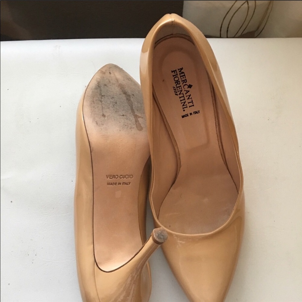 Patent Leather Nude Pointed Heels Sz 8